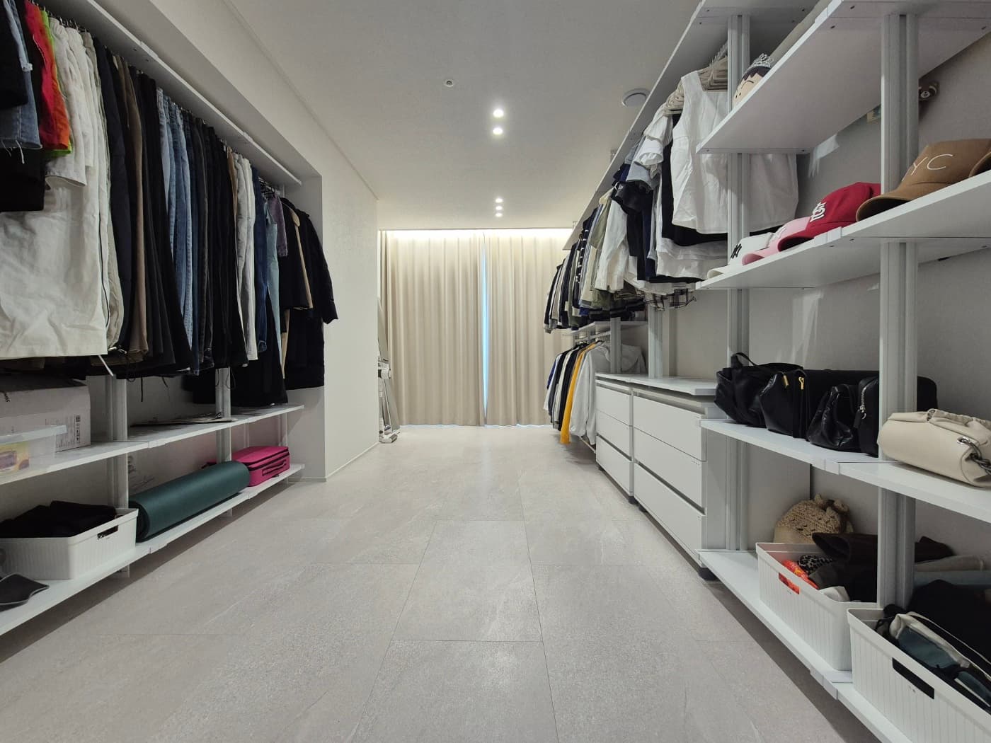 드레스룸 정리 After