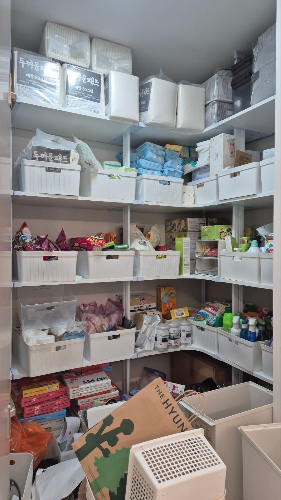 팬트리 · 창고 Before